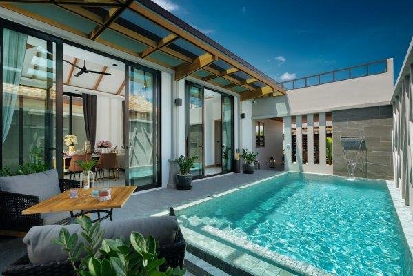 2 Bedroom Family Deluxe Pool Villa