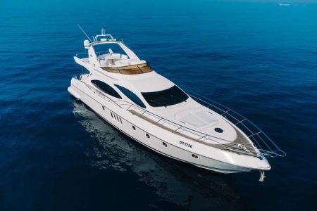 YACHT RENTAL IN DUBAI