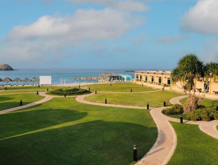 Royal Beach Hotel & Resort
